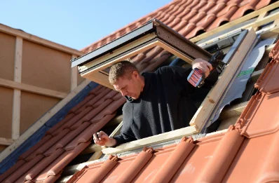 Pose de fenêtres de toit Velux à Boissède